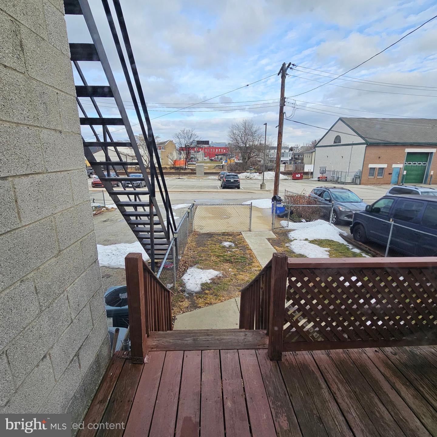 115 W 4th St Property Photo 26