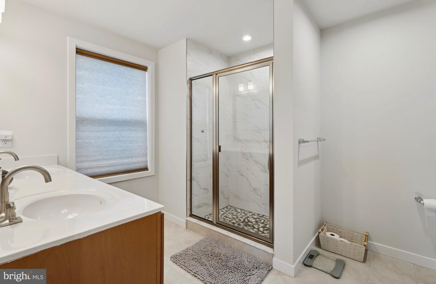 211 Lilac St Property Photo 11