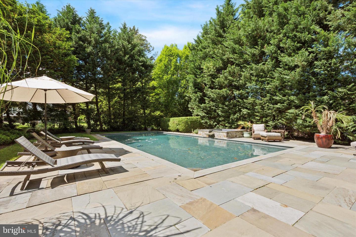 281 Winding Way Property Photo 35