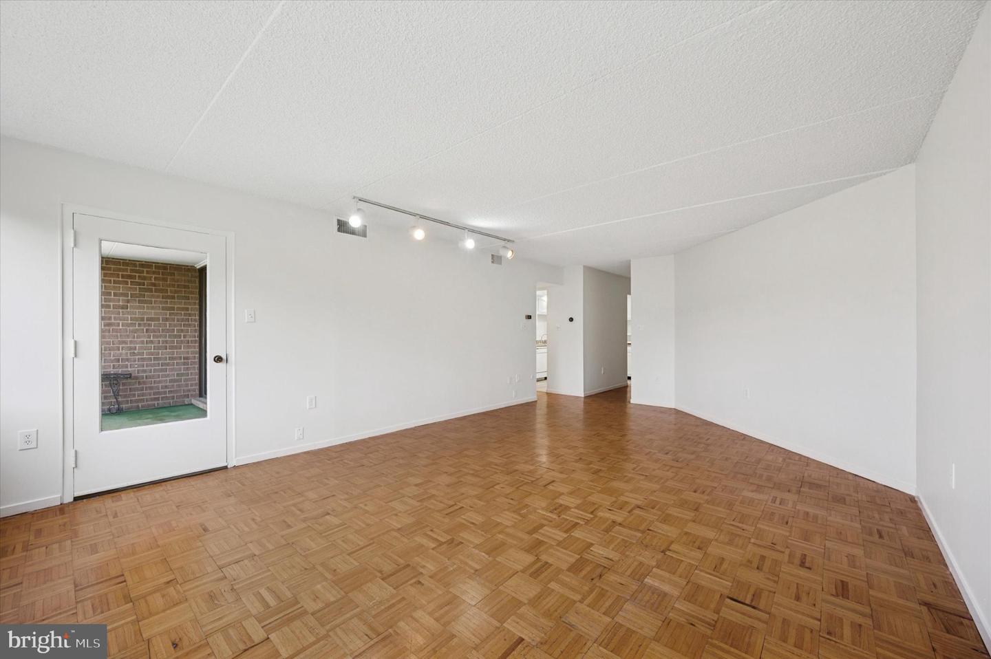 19 Rock Hill Rd #7-d Property Photo 13