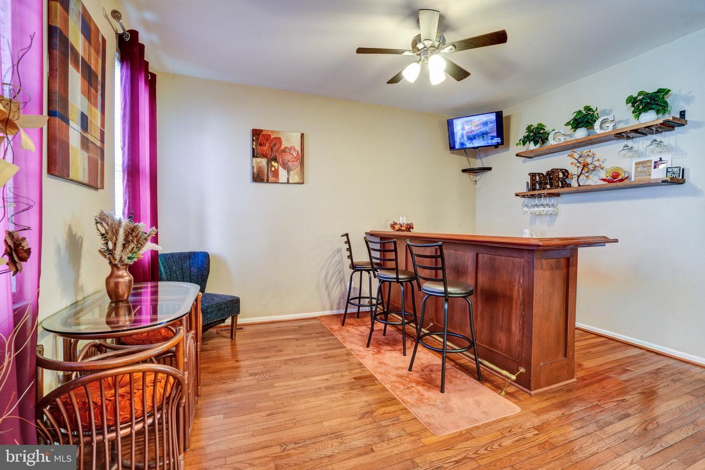 1623 Brynne Ln Property Photo 4