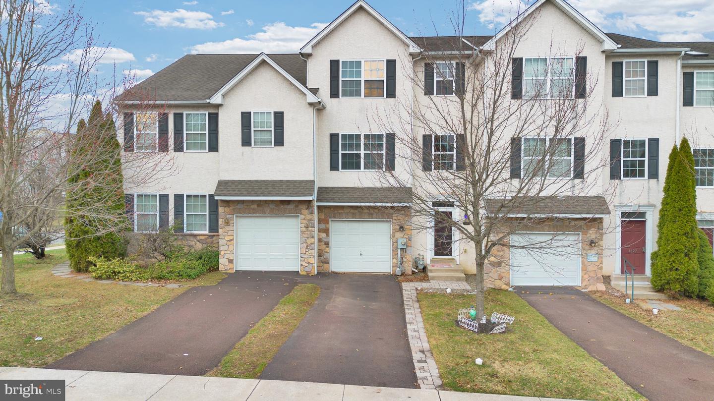 1623 Brynne Ln Property Photo 27