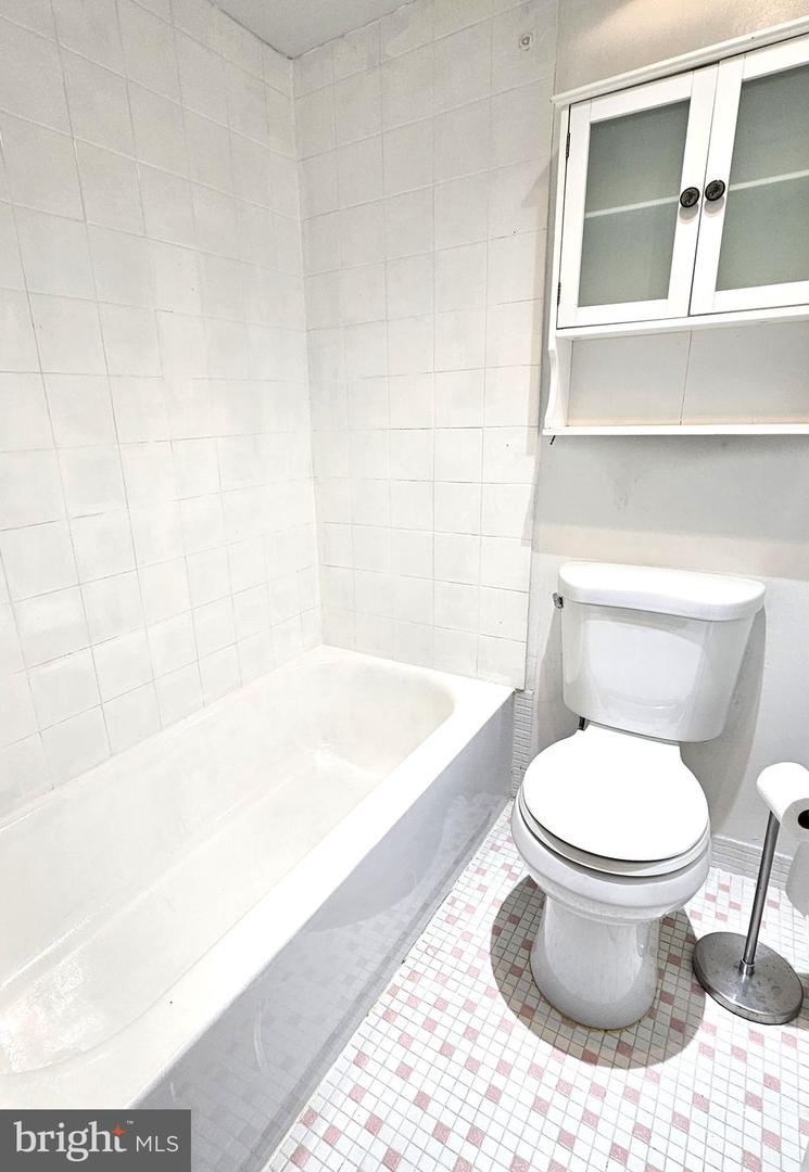 100 West Ave #611 S Property Photo 6
