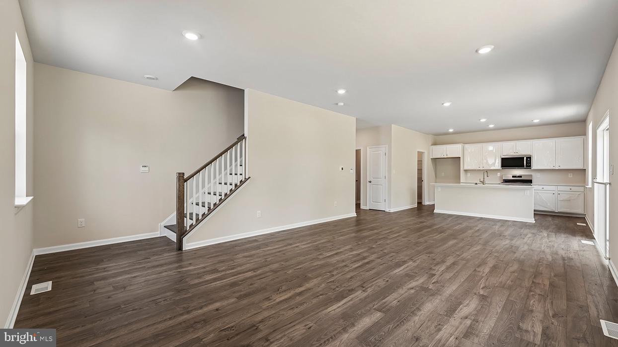 3048 Martha Way Property Photo 13