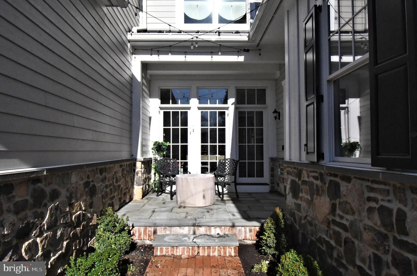 10 Richards Way Property Photo 3