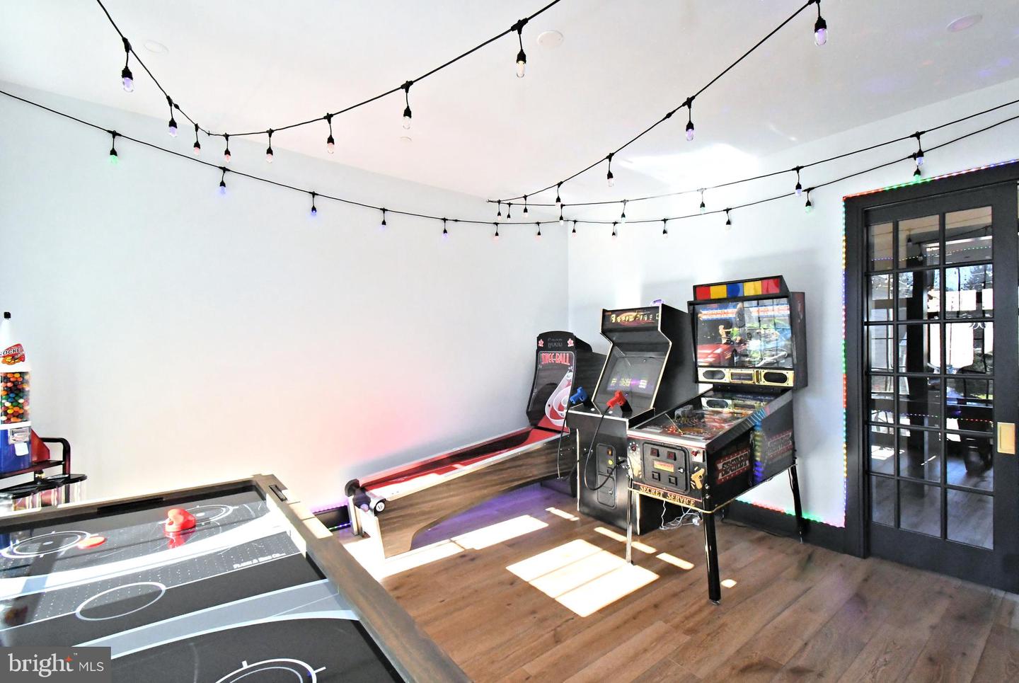 10 Richards Way Property Photo 6