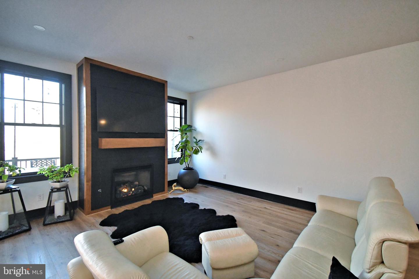 10 Richards Way Property Photo 13