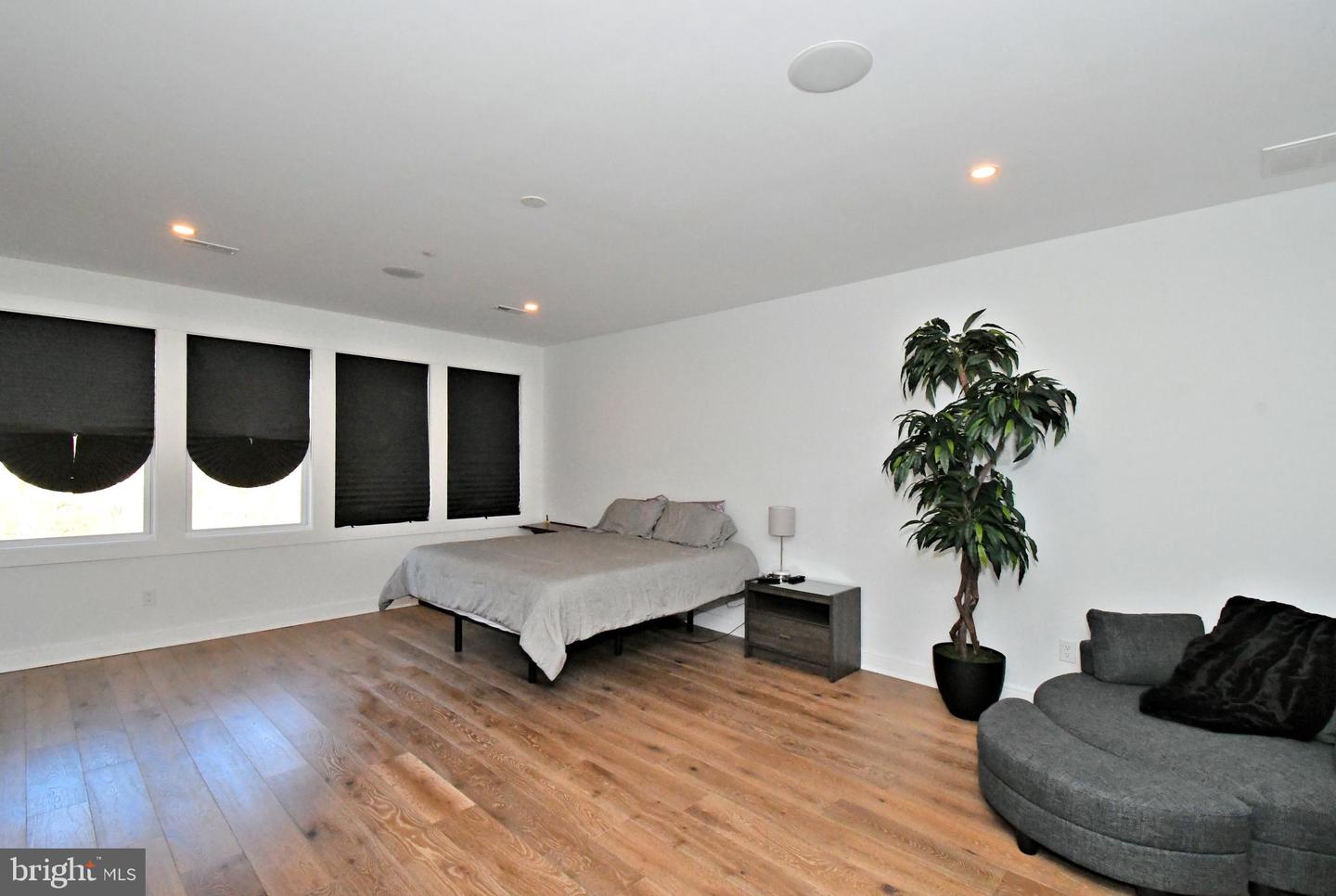 10 Richards Way Property Photo 35