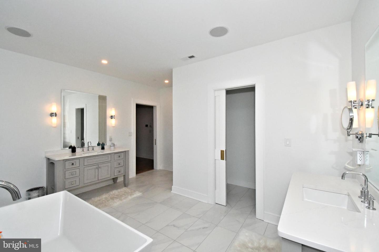 10 Richards Way Property Photo 42