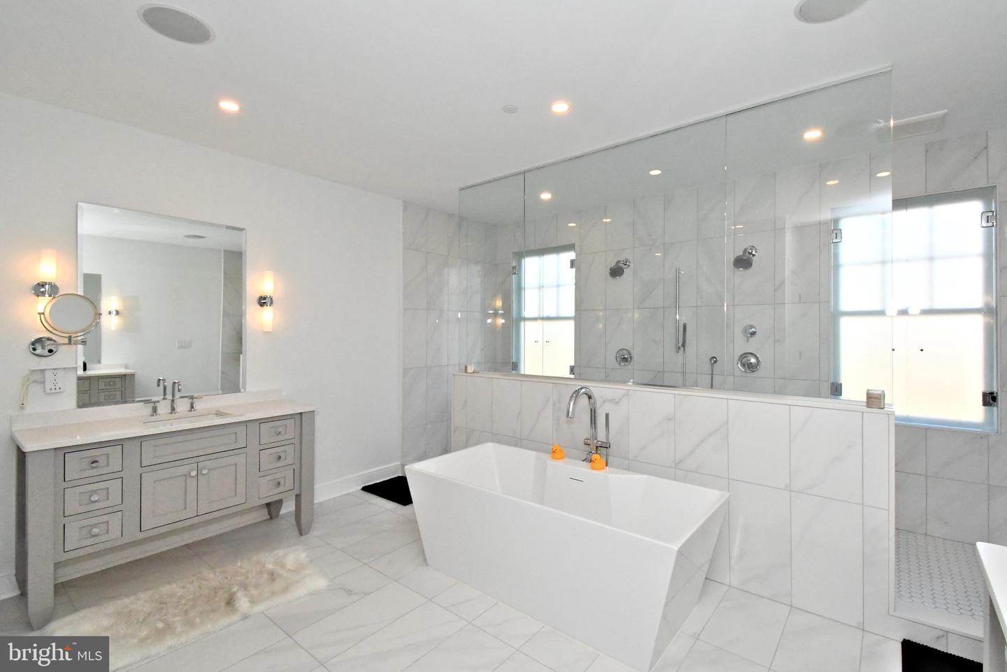 10 Richards Way Property Photo 44