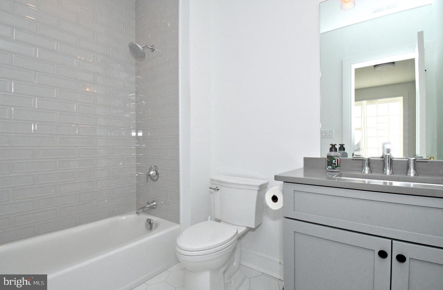 10 Richards Way Property Photo 55