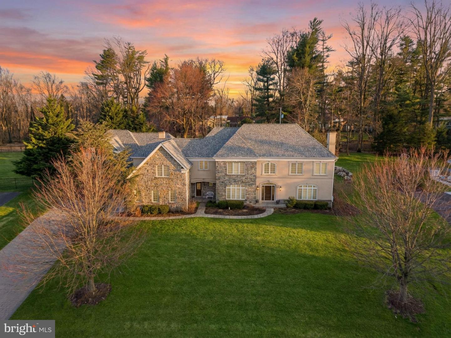 1160 JEFFERSON LN