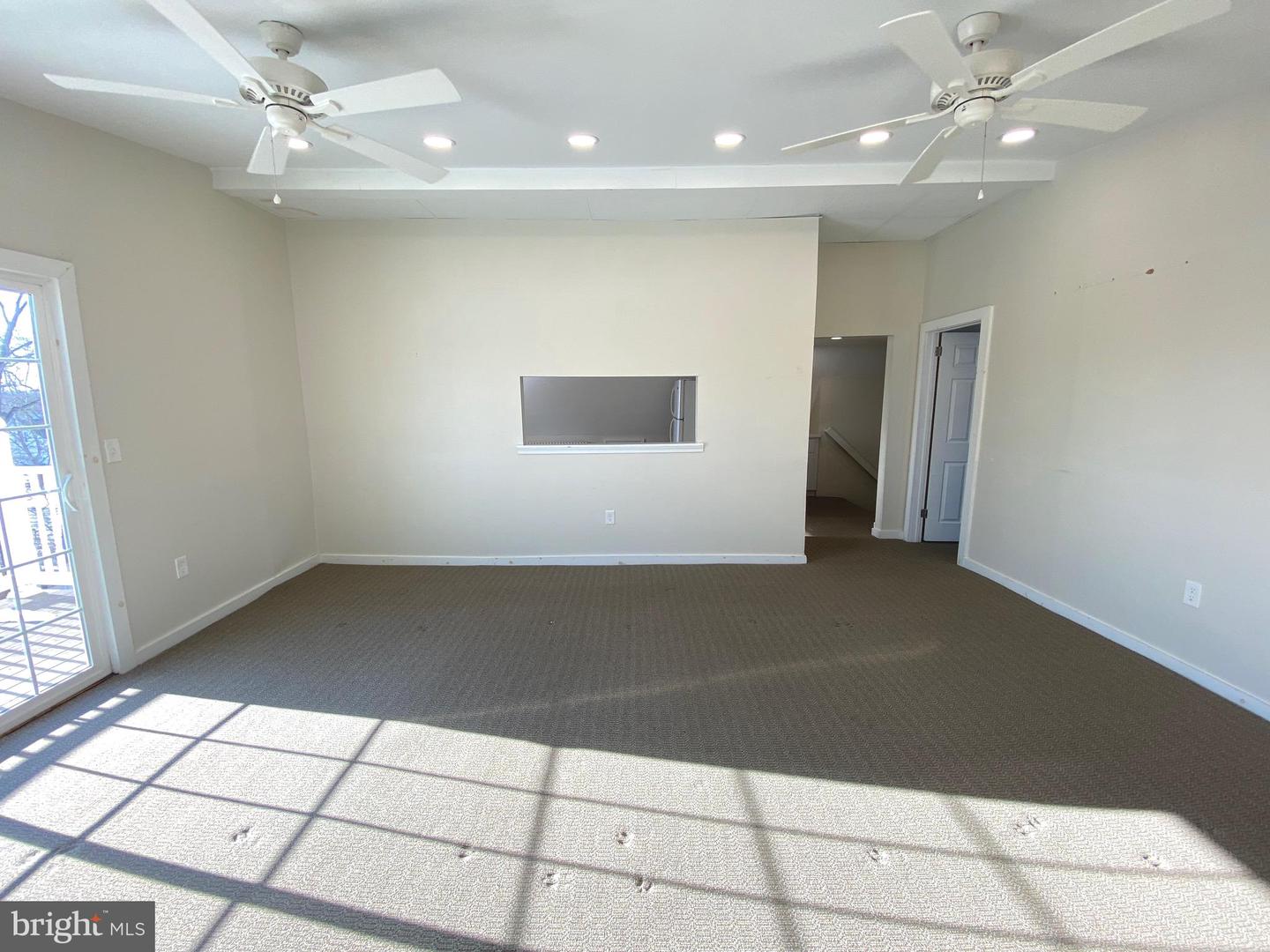 478 E Main St #penthouse 3rd Floor Property Photo 7