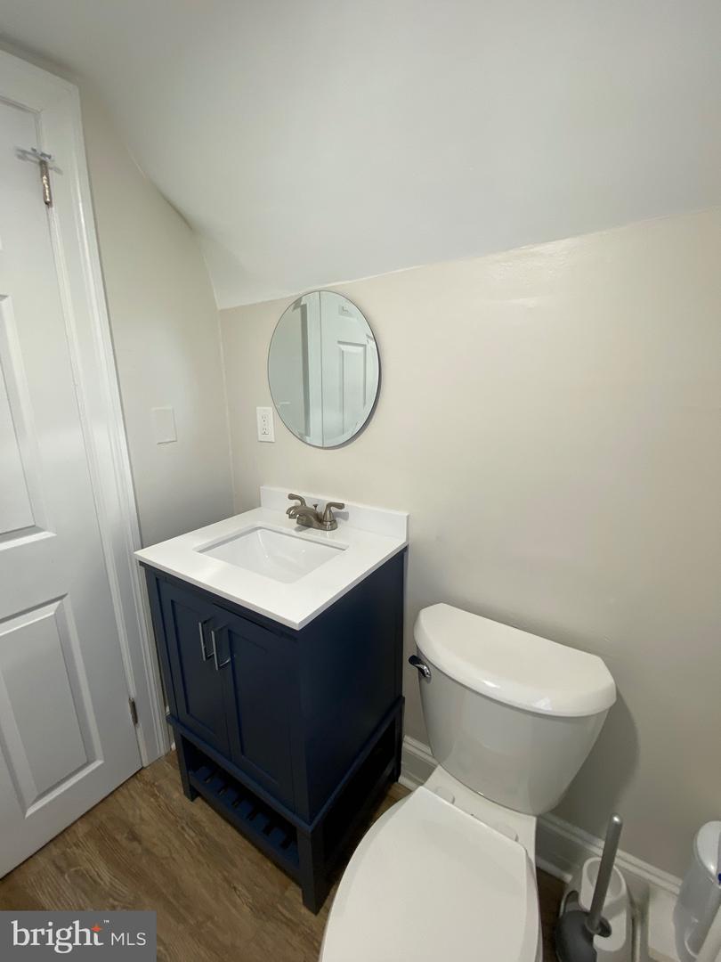 478 E Main St #penthouse 3rd Floor Property Photo 12