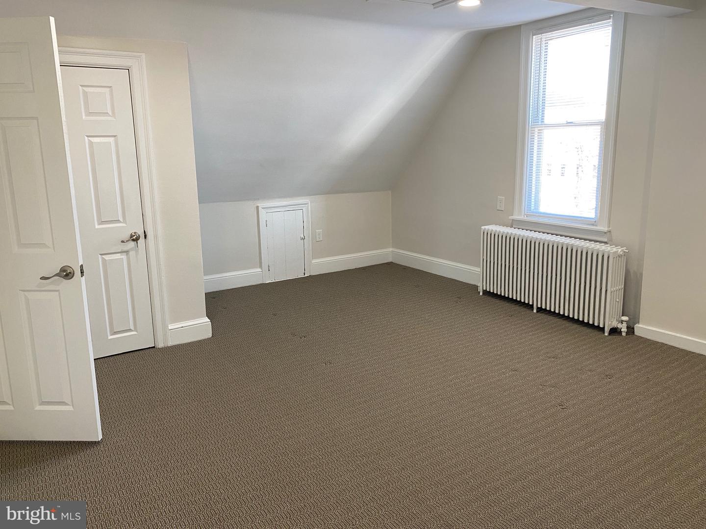 478 E Main St #penthouse 3rd Floor Property Photo 17