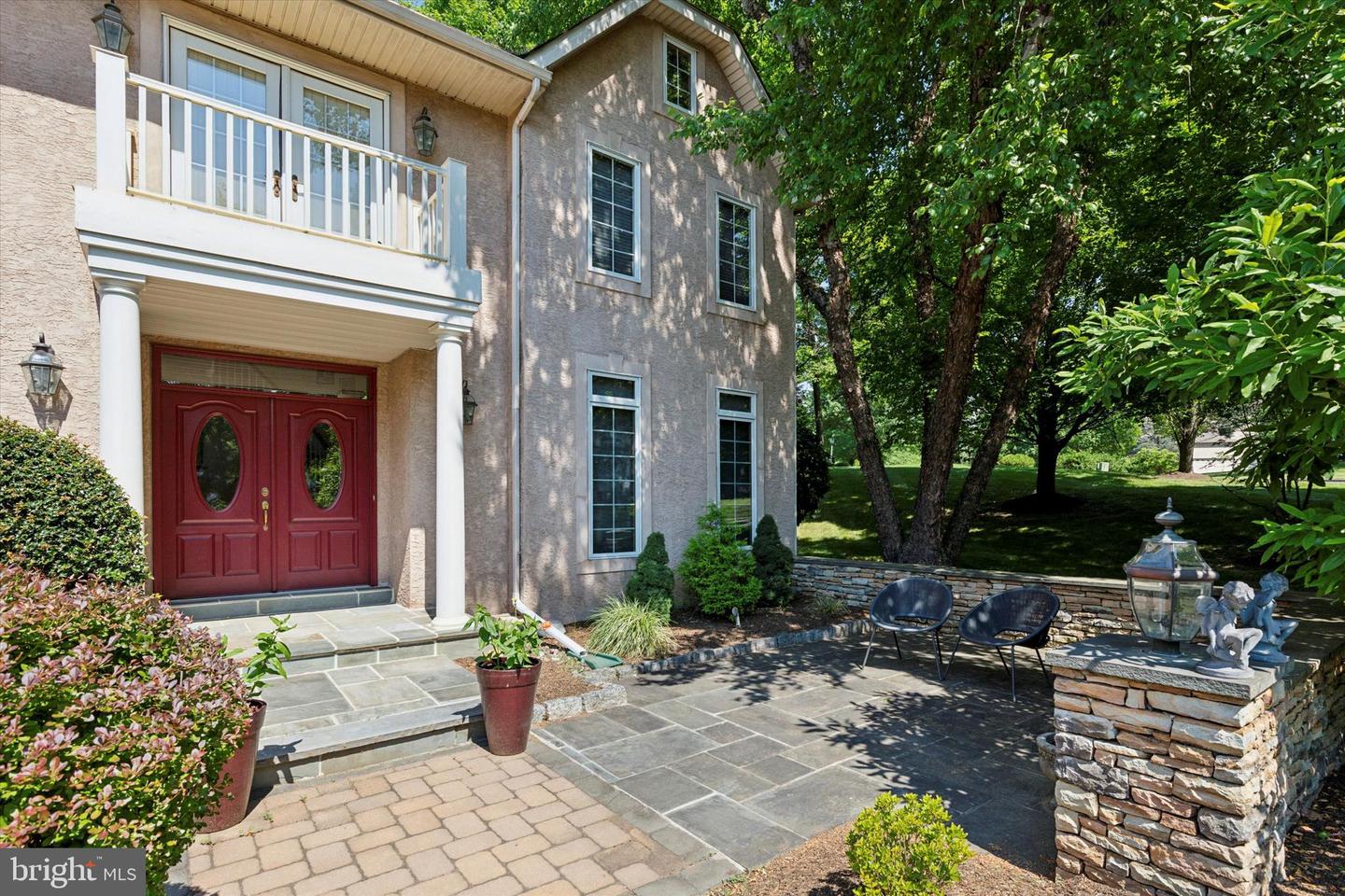 839 Foxfield Rd Property Photo 4
