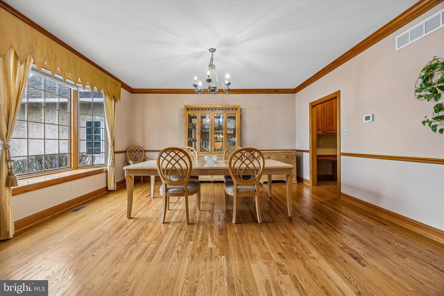 839 Foxfield Rd Property Photo 12