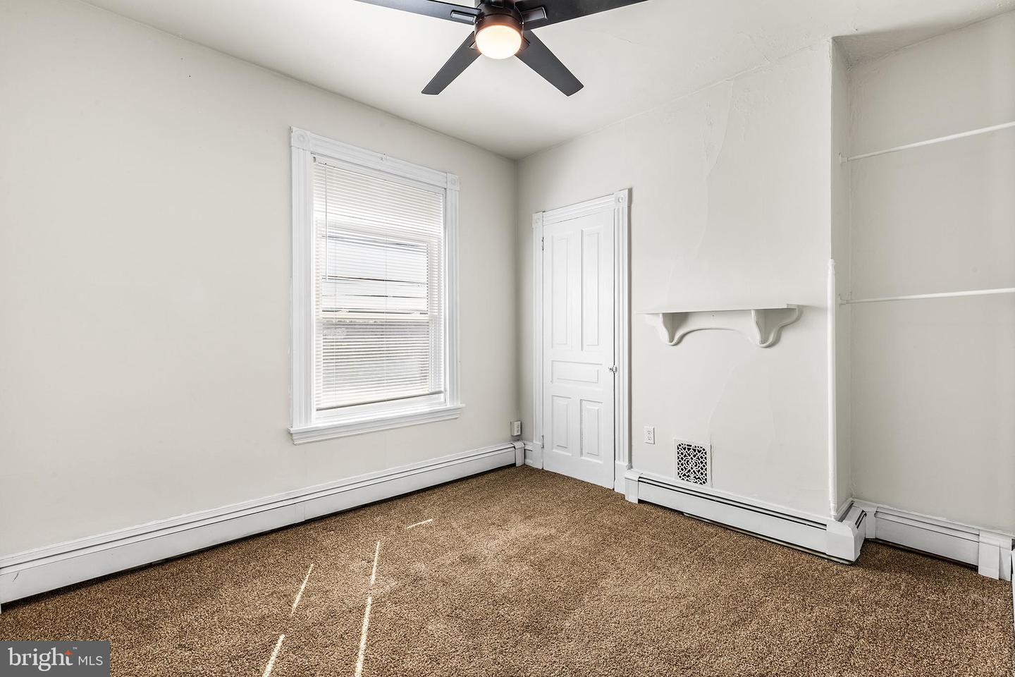 1001 W High St Property Photo 31