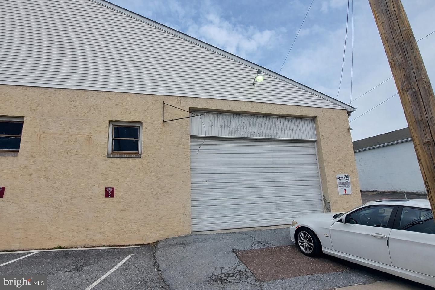 581-a W High St Property Photo 3