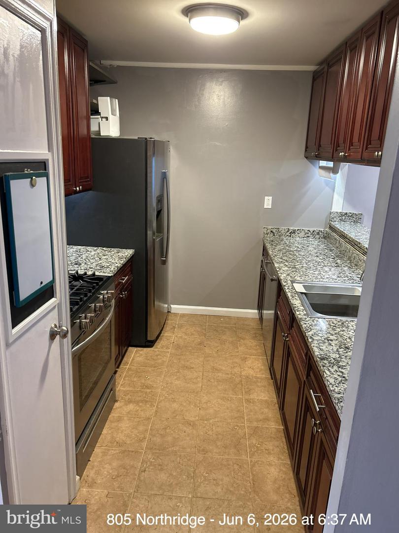805 Northridge Dr #108-b Property Photo 4