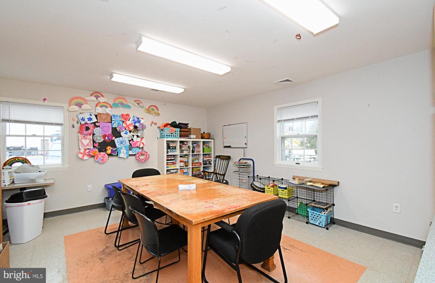 448 School Ln Property Photo 42