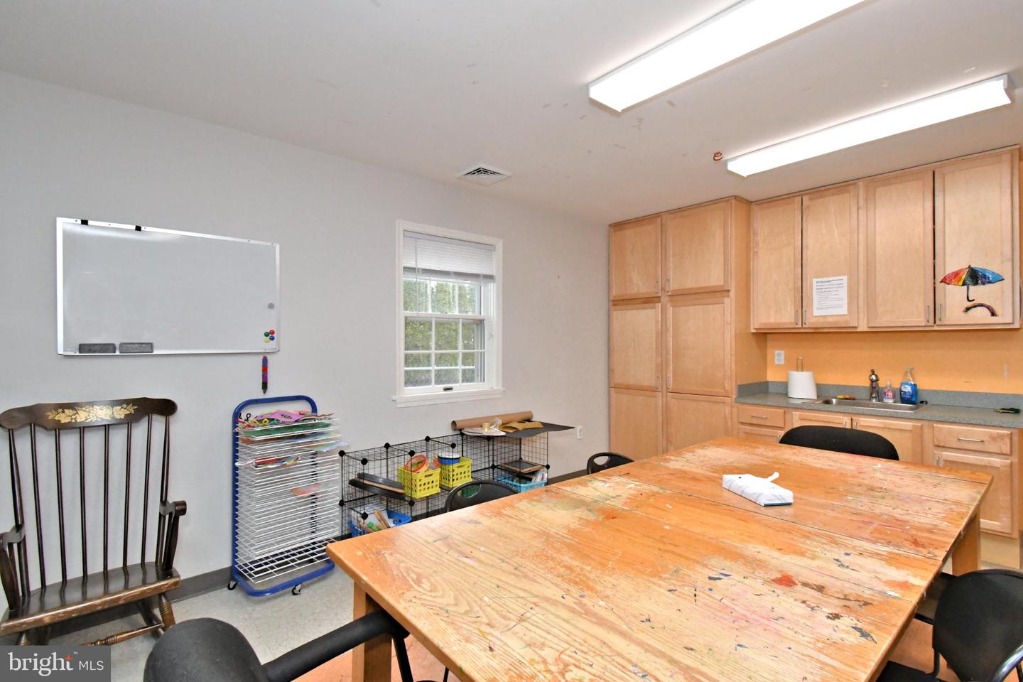 448 School Ln Property Photo 45
