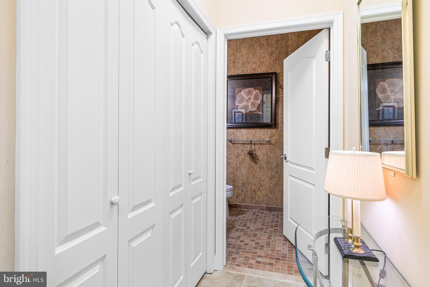 227 Carson Ter Property Photo 5