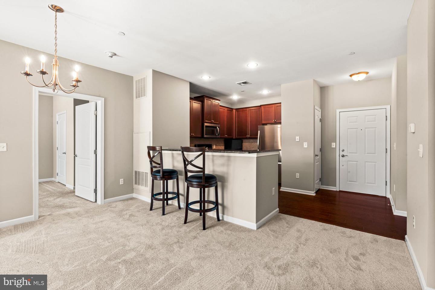254 Carson Ter Property Photo 7