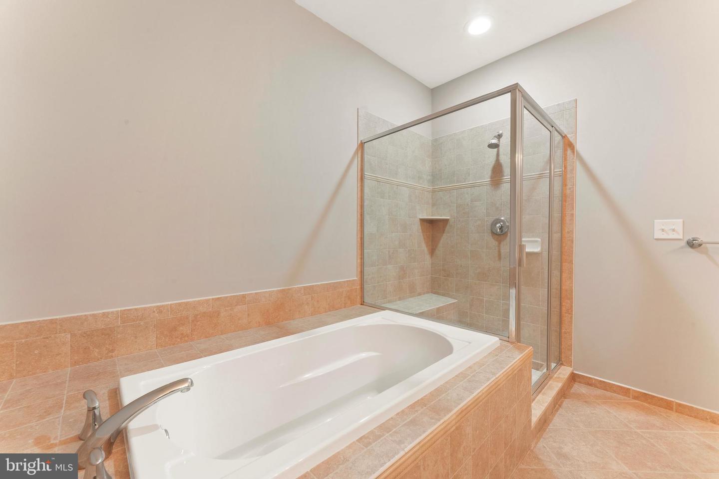 254 Carson Ter Property Photo 28