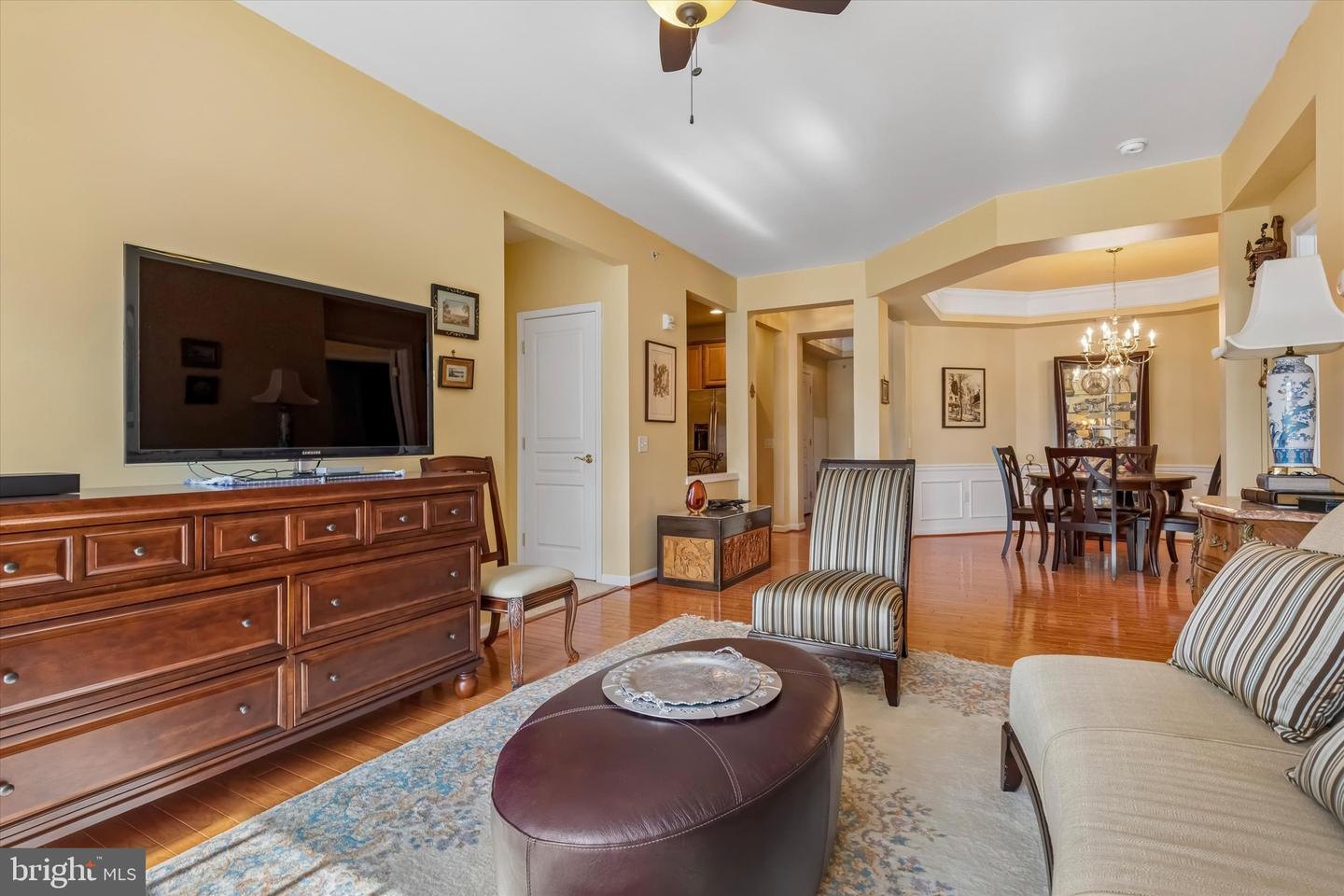 6406 Lilac Ct Property Photo 4