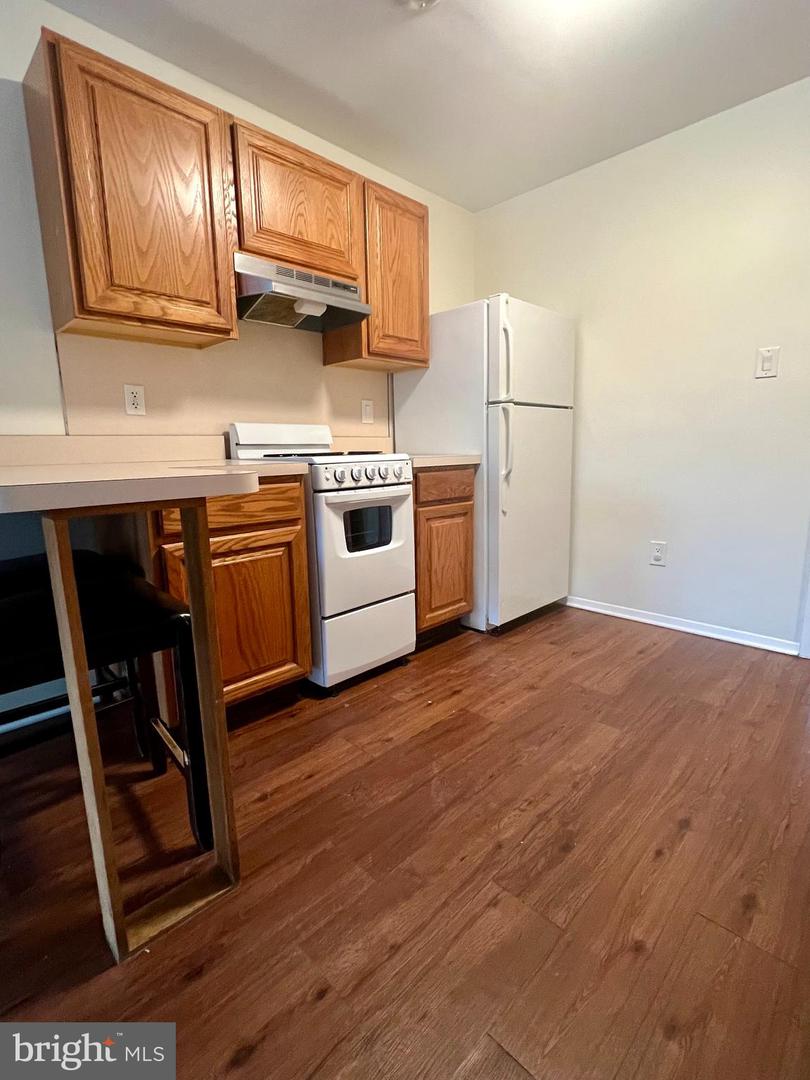100 E Mt Vernon Unit 1 Property Photo 4