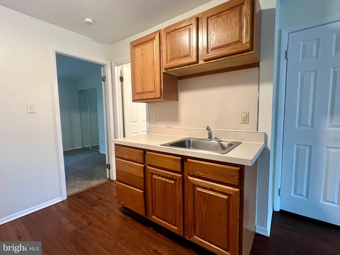 100 E Mt Vernon Unit 1 Property Photo 6