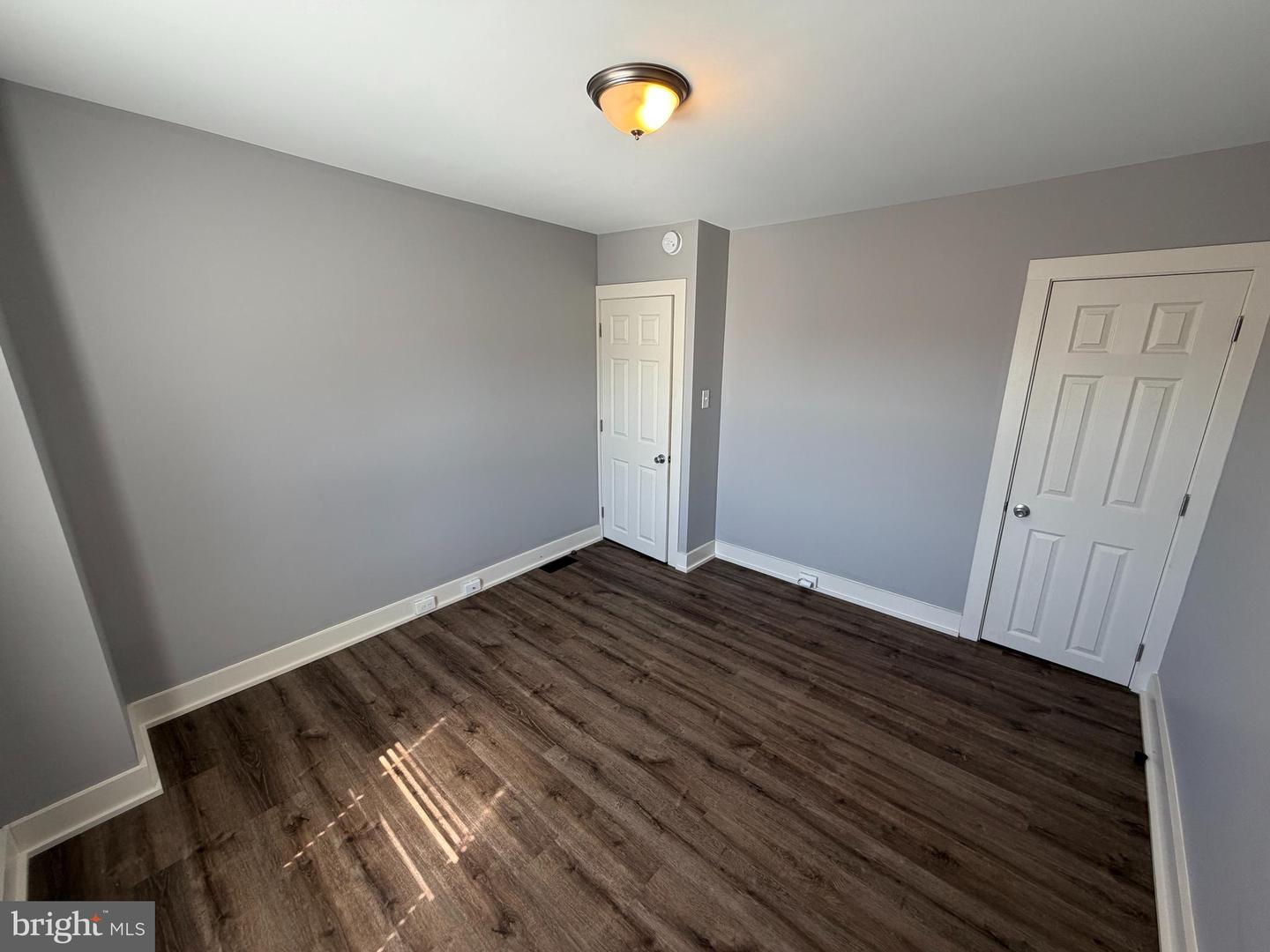 134 W Airy St Property Photo 10