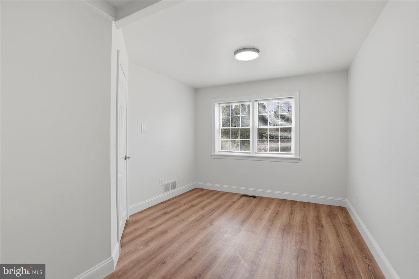 898 Crestline Dr Property Photo 25