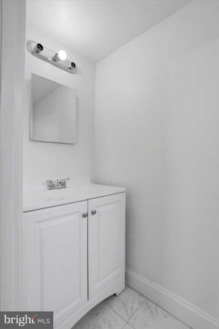 898 Crestline Dr Property Photo 28