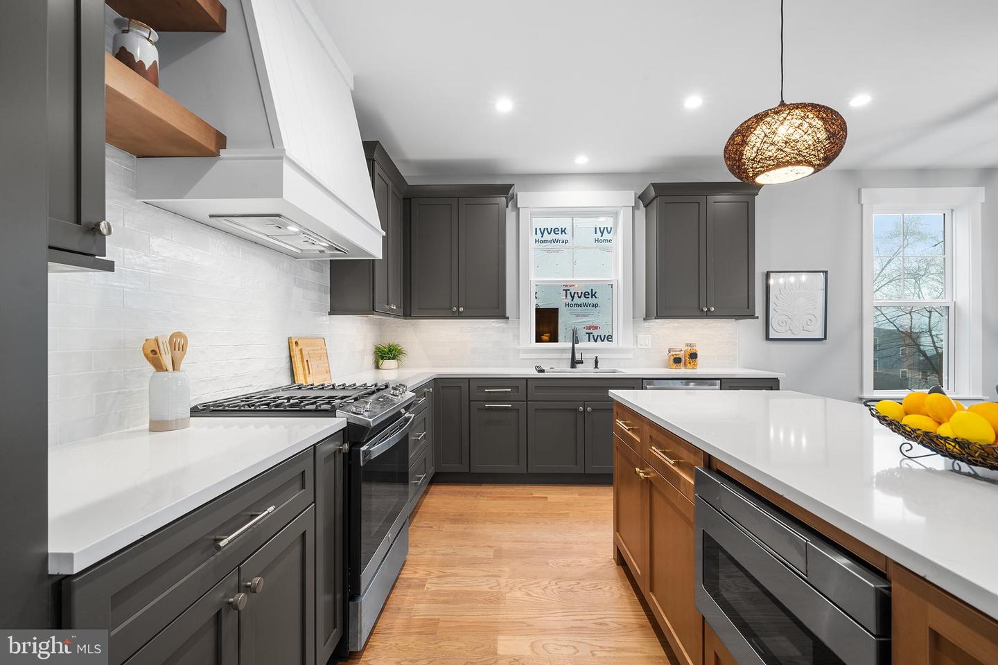 541 E Hector #9 Property Photo 18