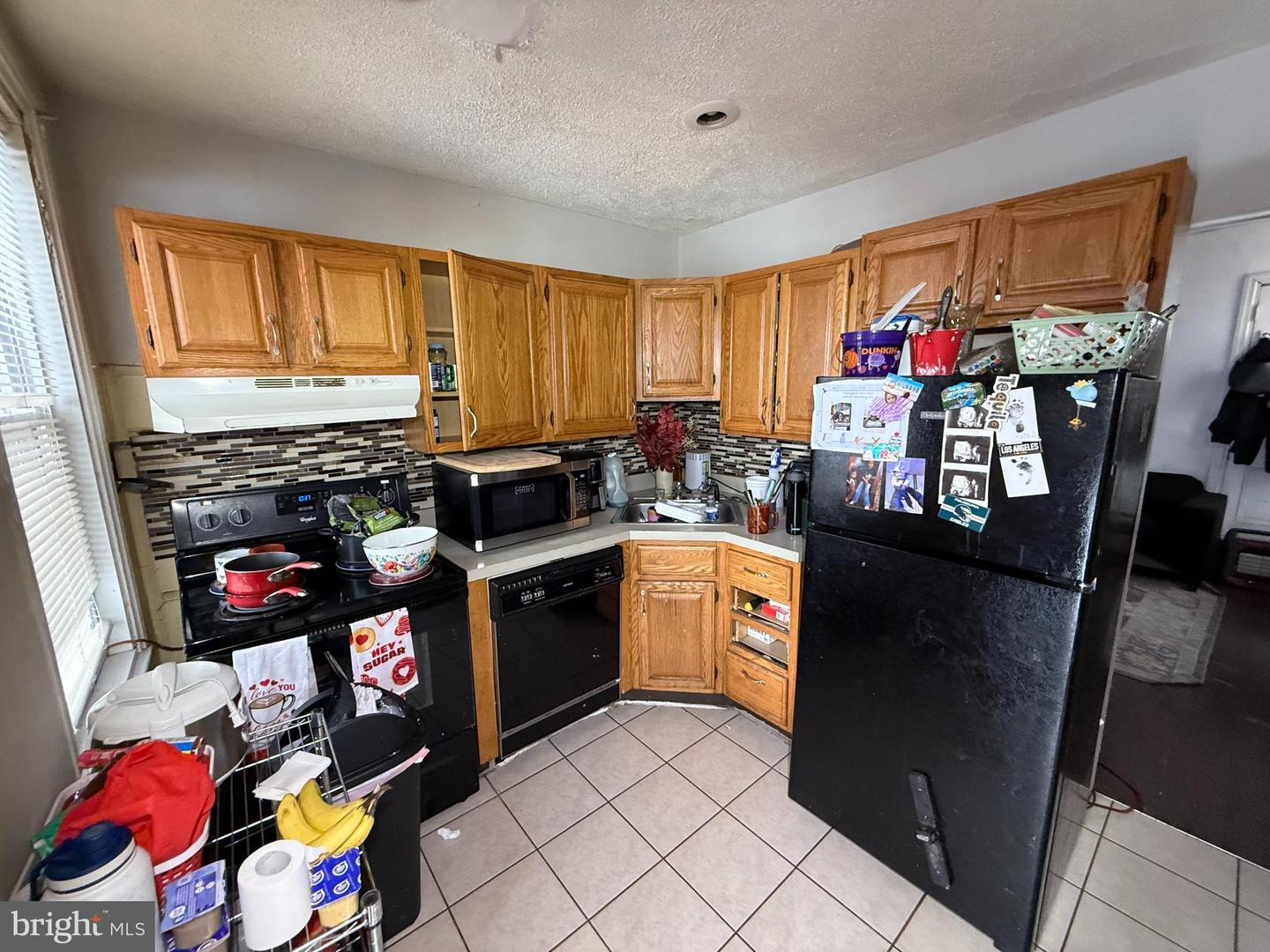 558 Stanbridge St Property Photo 12
