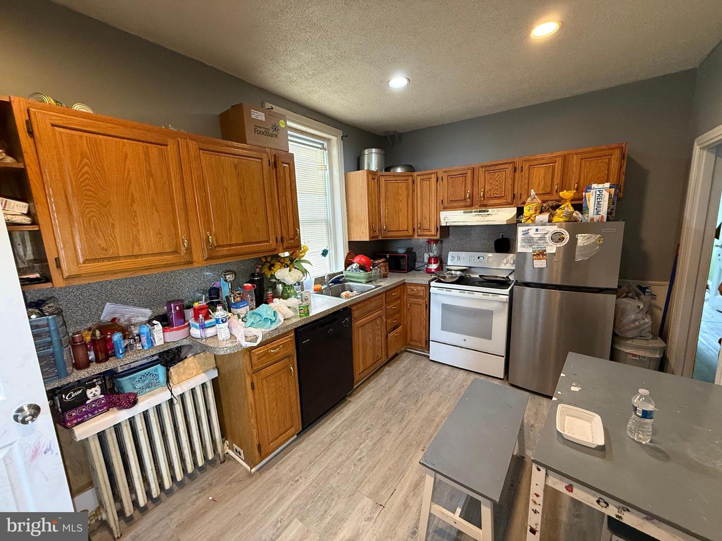 558 Stanbridge St Property Photo 15