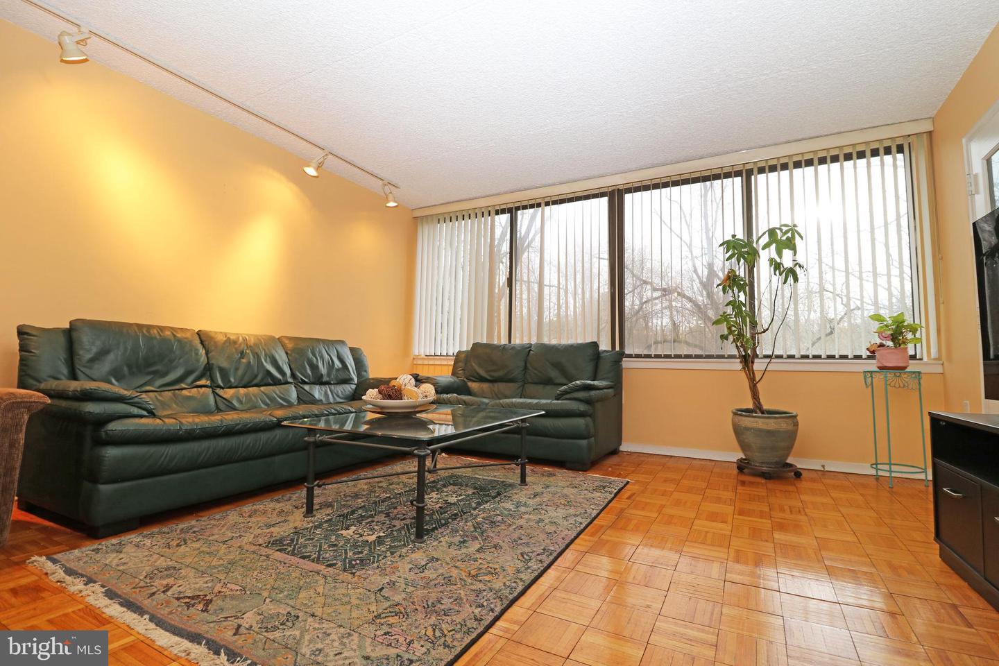 19 Rock Hill Rd #3d Property Photo 1