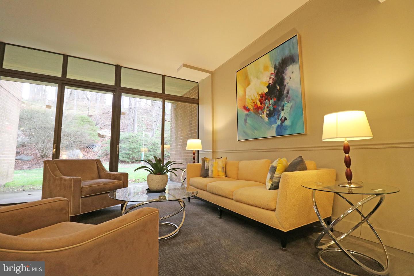19 Rock Hill Rd #3d Property Photo 15