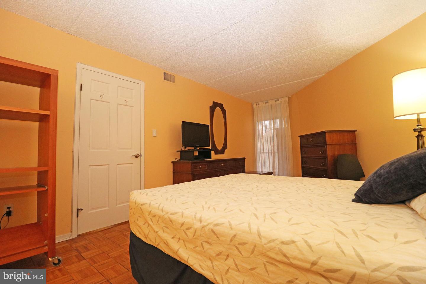 19 Rock Hill Rd #3d Property Photo 18