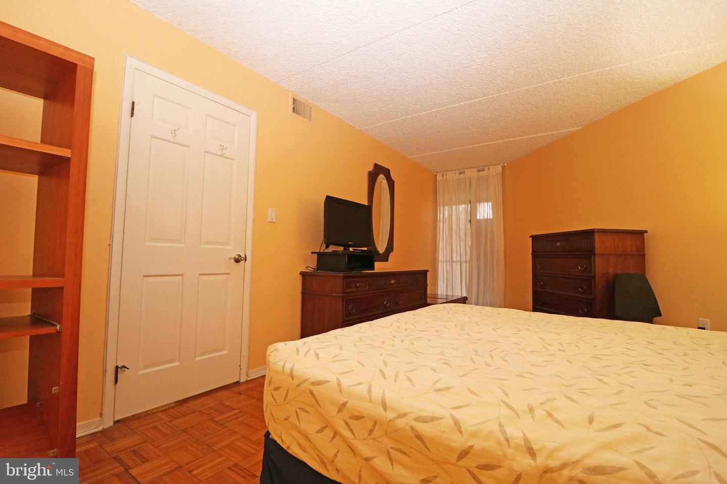 19 Rock Hill Rd #3d Property Photo 23