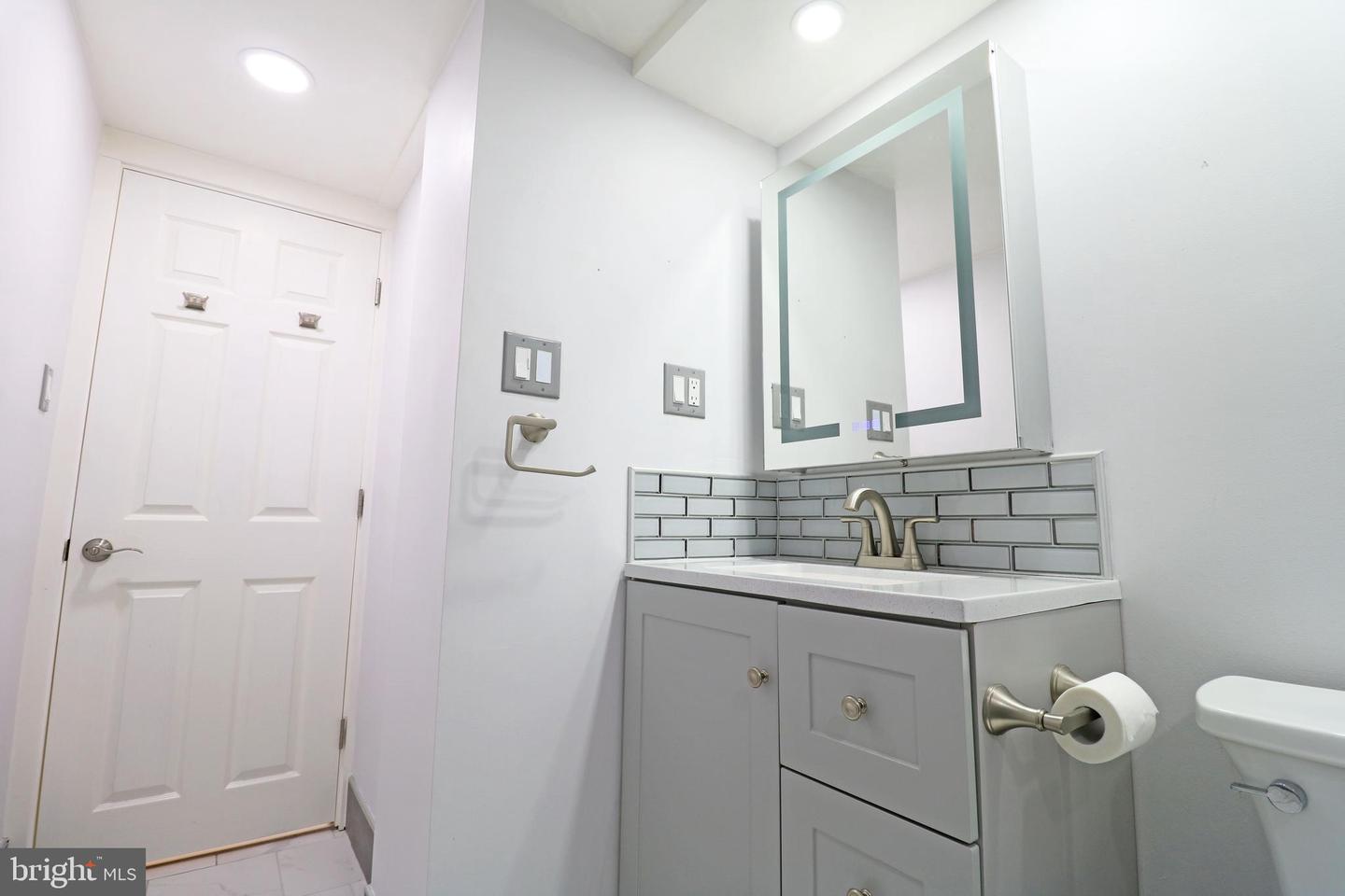 19 Rock Hill Rd #3d Property Photo 30
