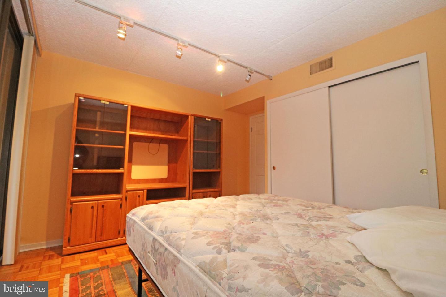 19 Rock Hill Rd #3d Property Photo 33