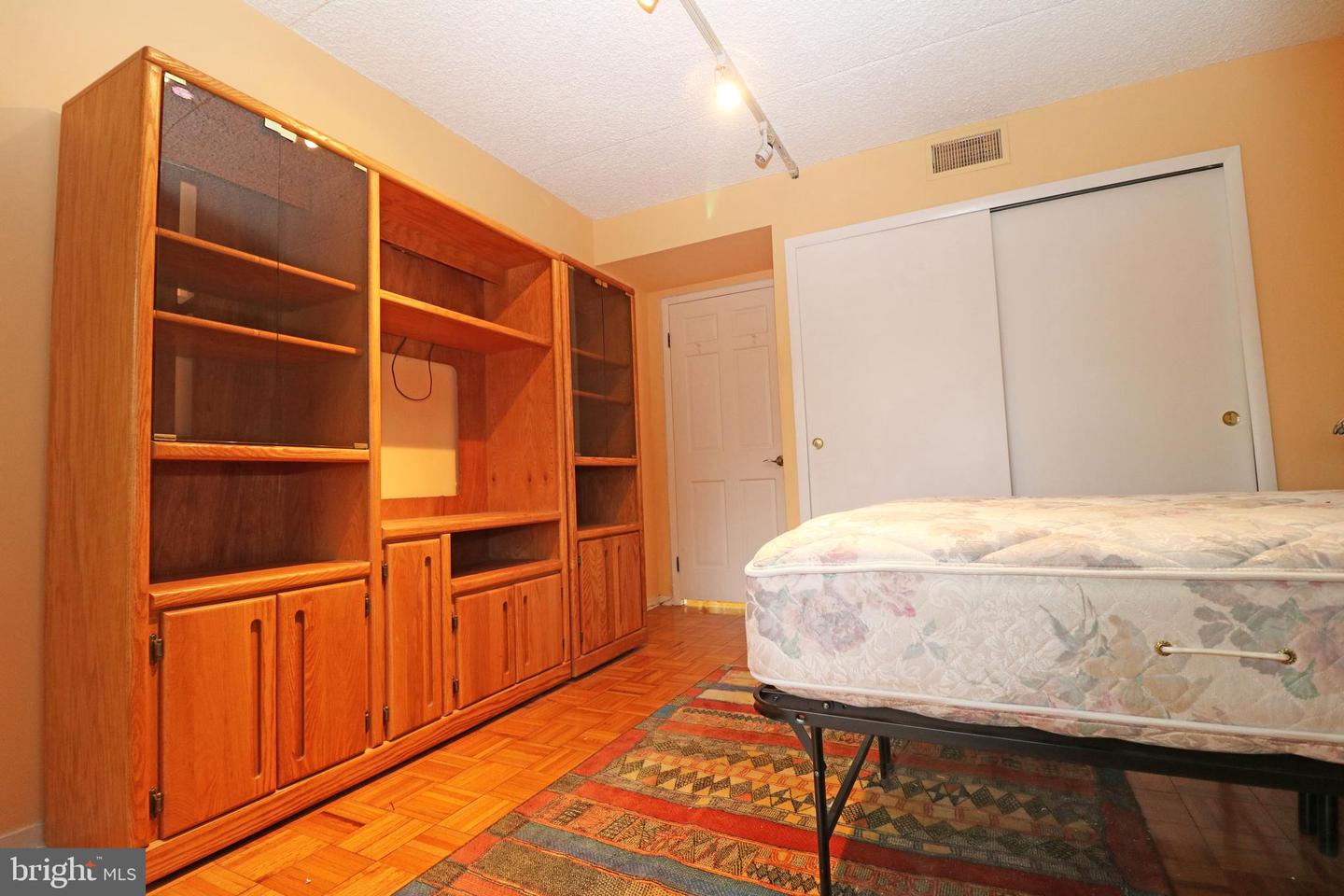 19 Rock Hill Rd #3d Property Photo 34