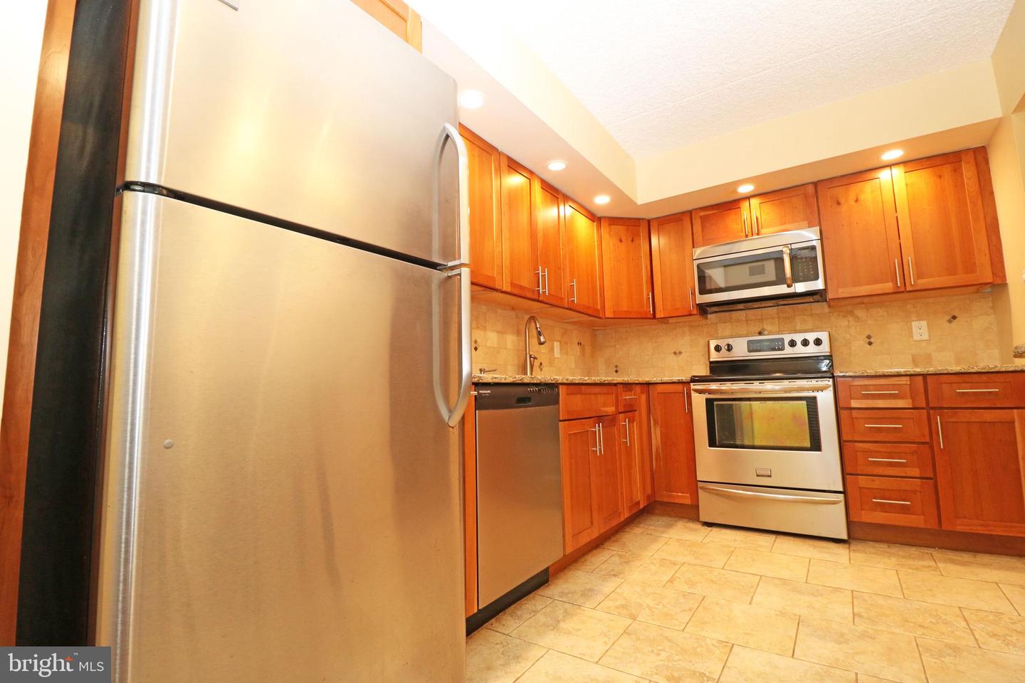 19 Rock Hill Rd #3d Property Photo 40