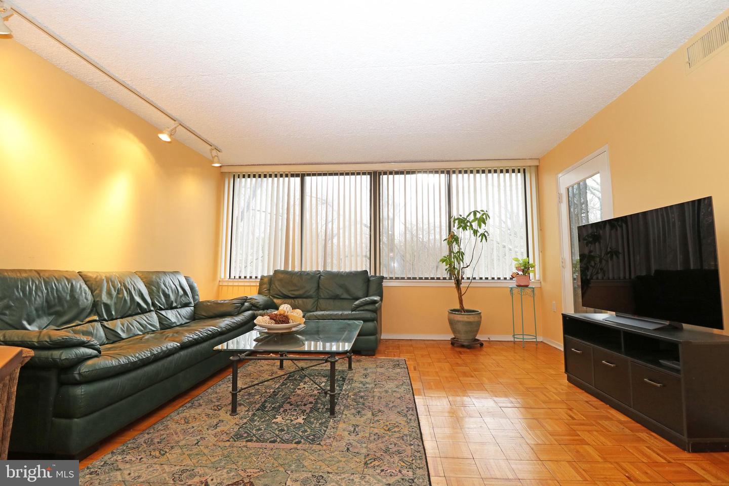 19 Rock Hill Rd #3d Property Photo 52
