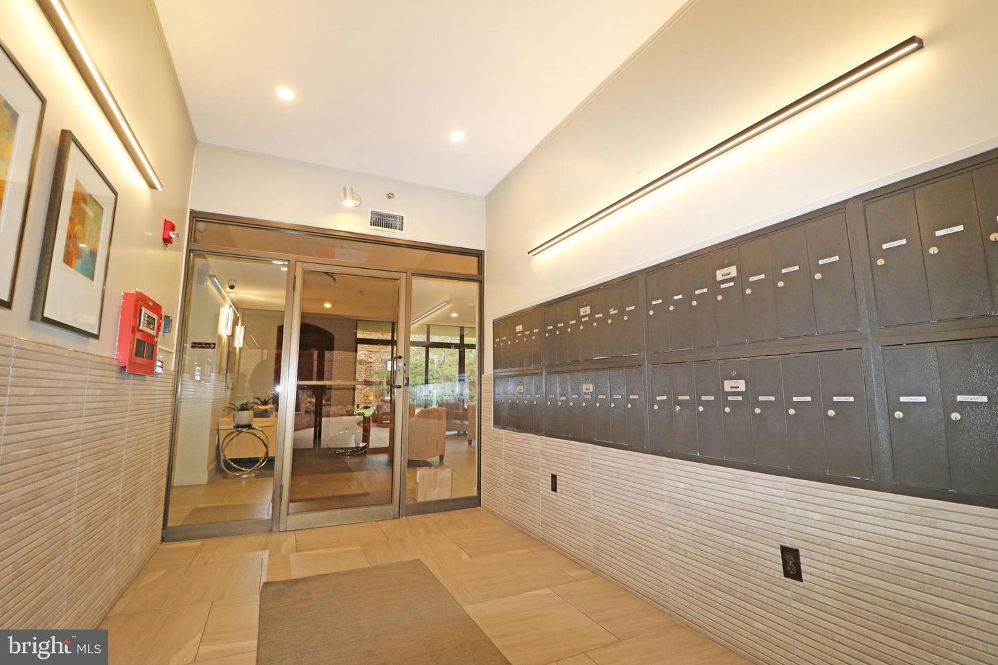 19 Rock Hill Rd #3d Property Photo 61
