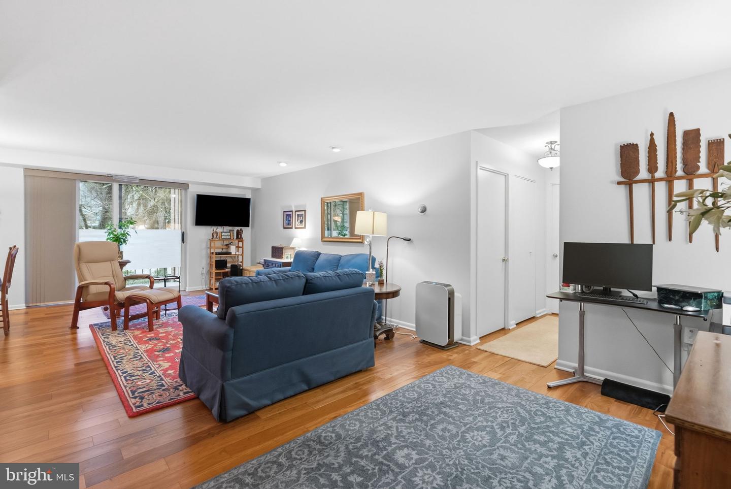 1655 Oakwood Dr #n205 Property Photo 8