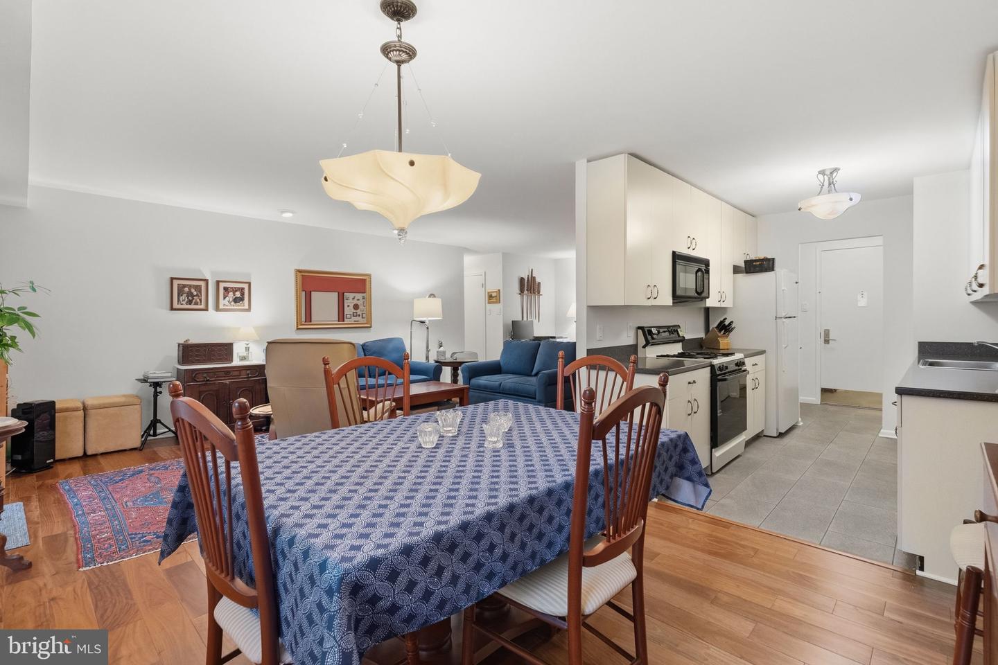 1655 Oakwood Dr #n205 Property Photo 21